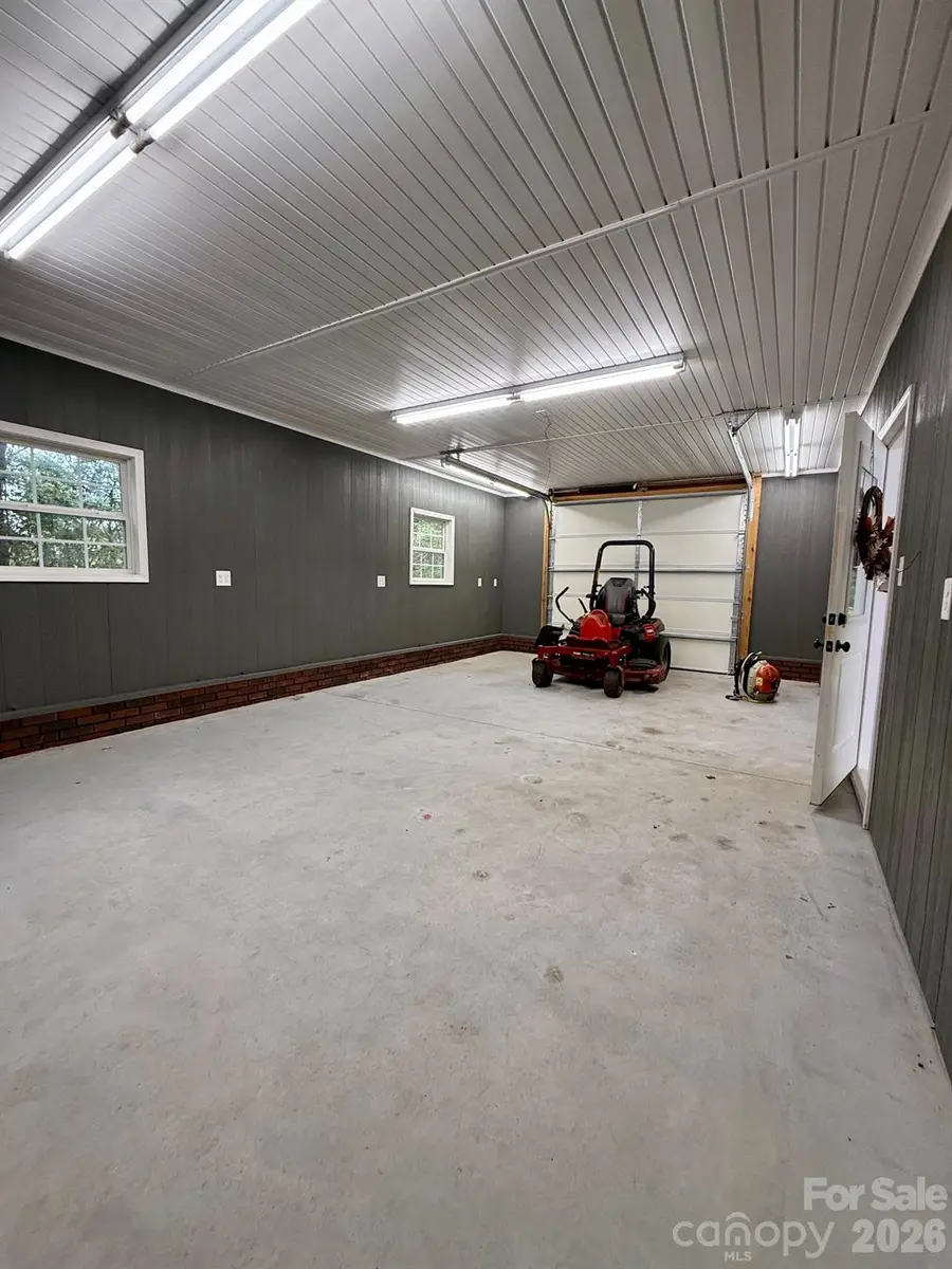 151 Robertson Drive, Taylorsville, NC 28681 - #3