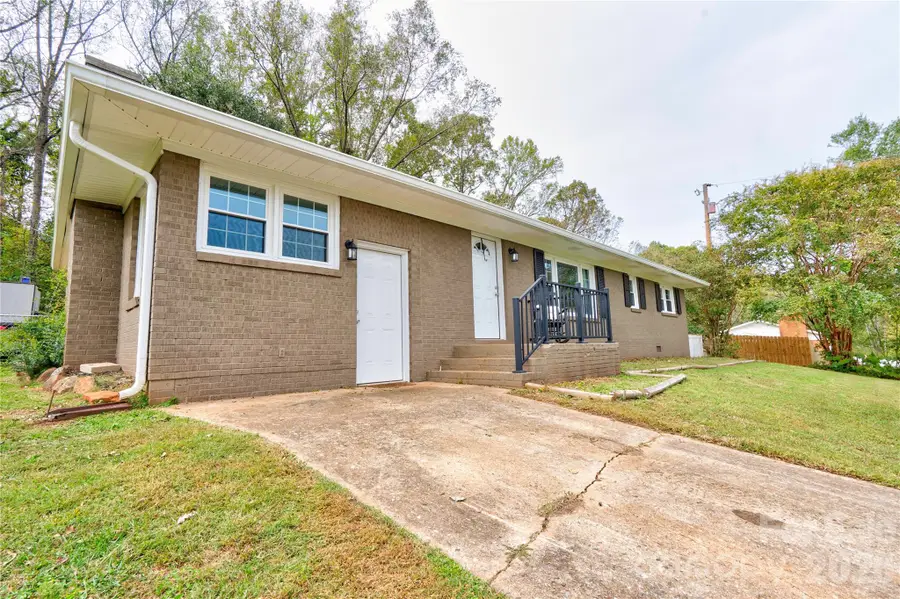 468 Edwards Street, Rutherfordton, NC 28139 - #3