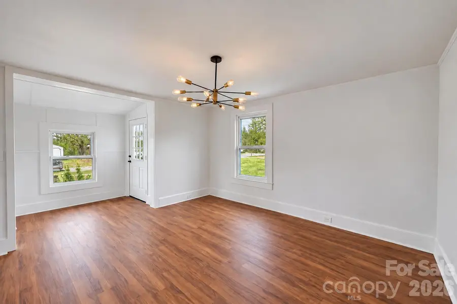105 E Hartford Avenue, Bessemer City, NC 28016 - #3