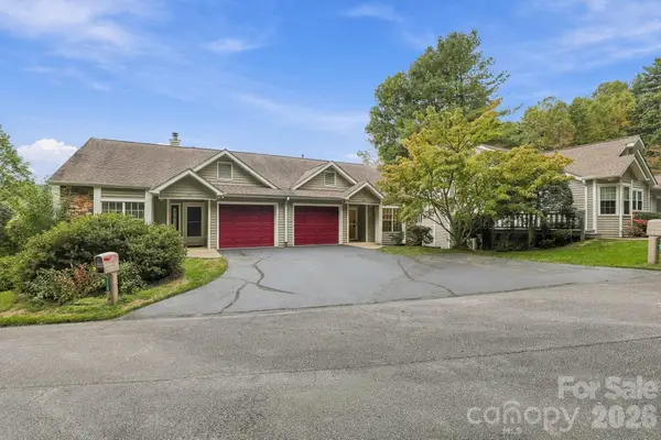 725 N Park Place, Hendersonville, NC 28791