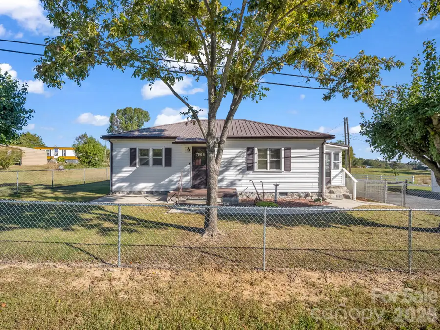 7508 Dallas Cherryville Highway, Cherryville, NC 28021 - #2