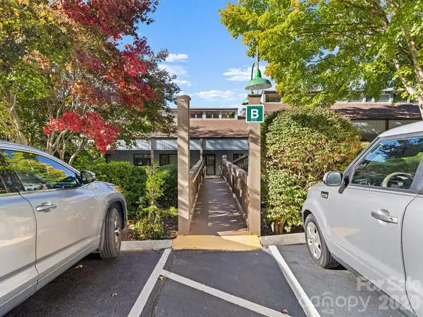 87 Willow Road #B-5, Waynesville, NC 28786