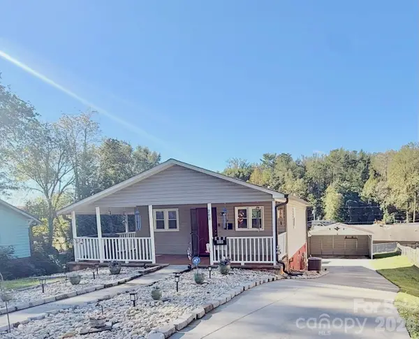 203 Newland Place, Lenoir, NC 28645