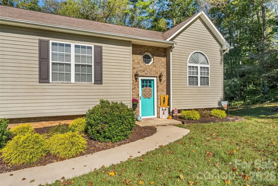 3105 Lyndhurst Drive, Lenoir, NC 28645 - #2