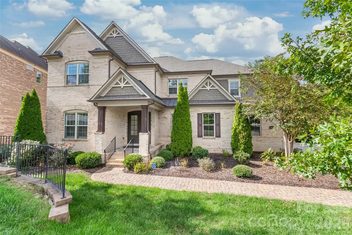 5624 Five Knolls Drive, Charlotte, NC 28226 - #1