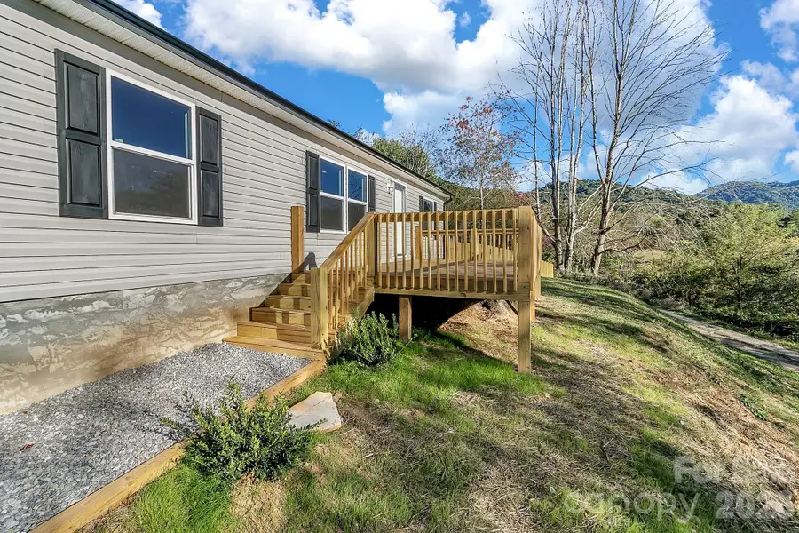 70 Windy Hill Lane, Canton, NC 28716 - #2