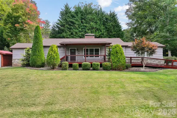 21 Fairlane Lane, Waynesville, NC 28786