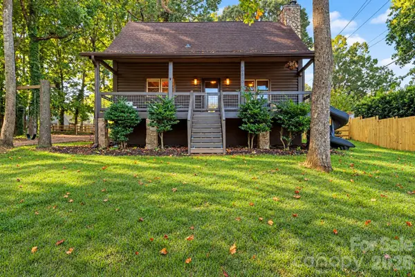 19810 Schooner Drive, Cornelius, NC 28031