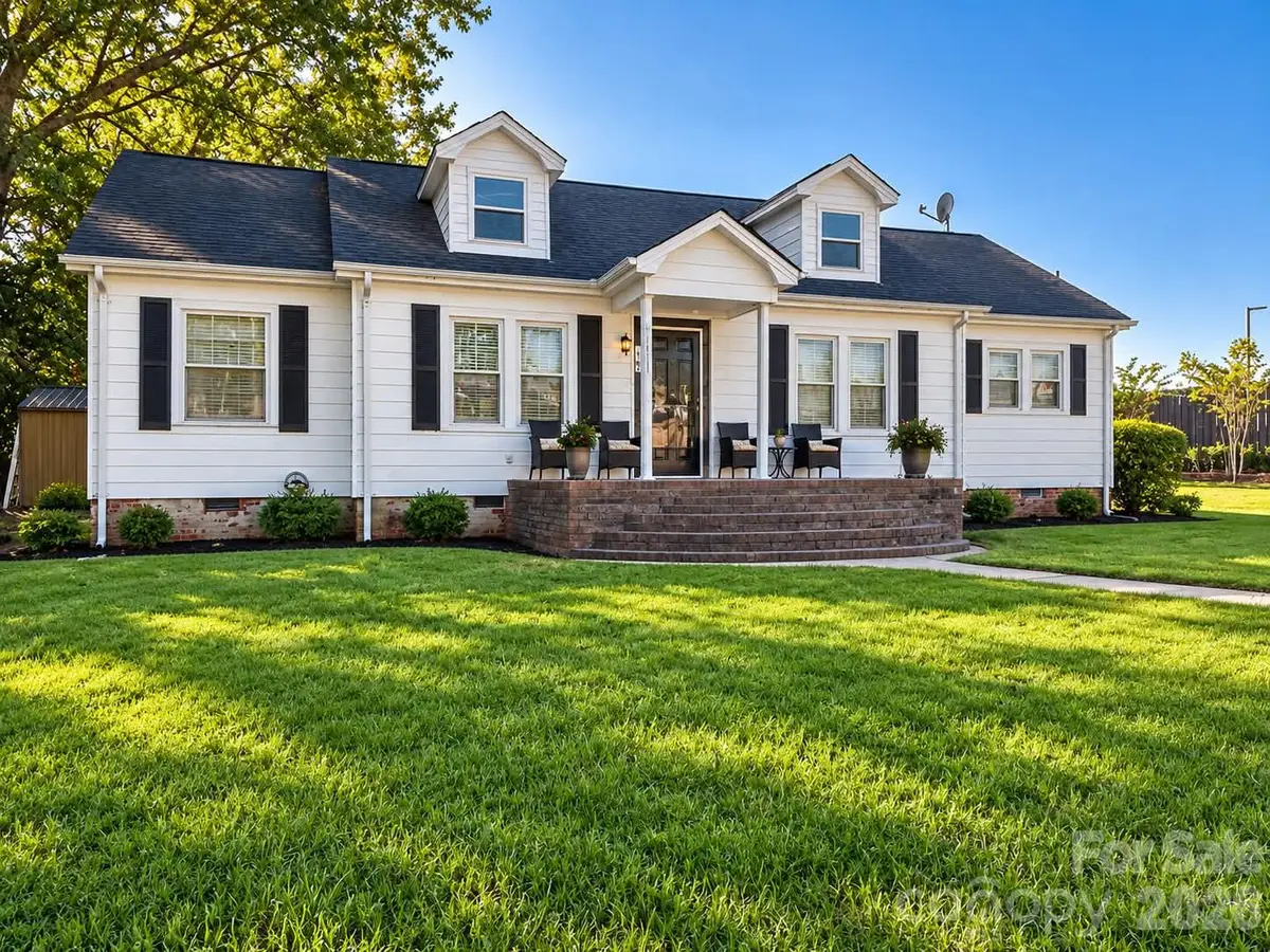 114 S White Street, Marshville, NC 28103 - #1