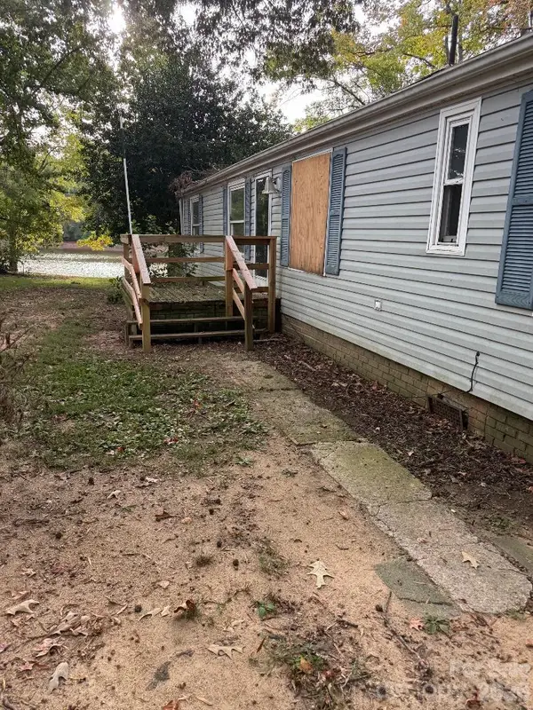 355 S Fisherman Lane, Salisbury, NC 28146