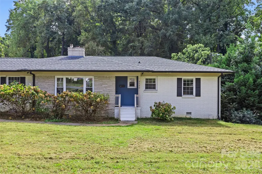 2538 Arnold Drive E, Charlotte, NC 28205 - #2