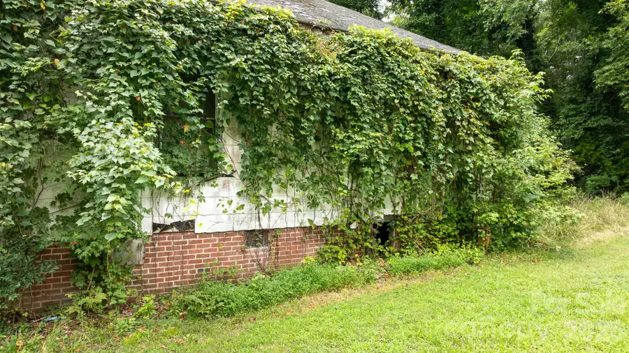 24 Hill Street #2, York, SC 29745 - #3