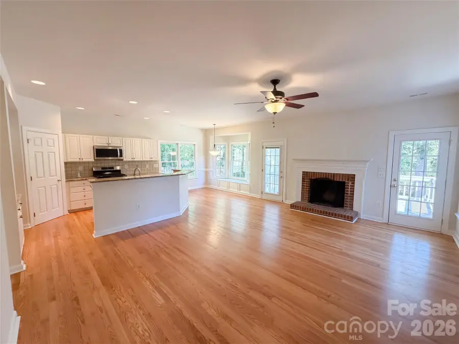 5609 Fairvista Drive, Charlotte, NC 28269 - #3
