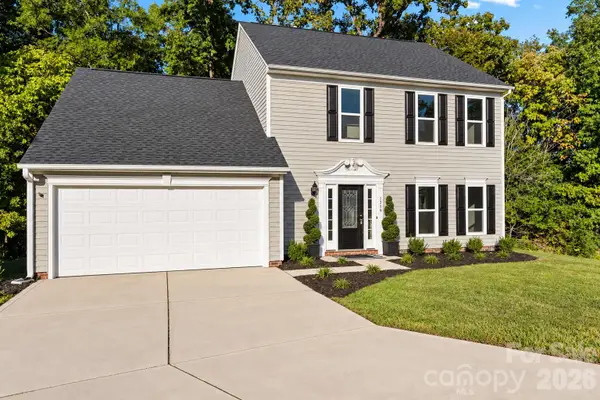 1319 Red Tallen Court, Charlotte, NC 28214