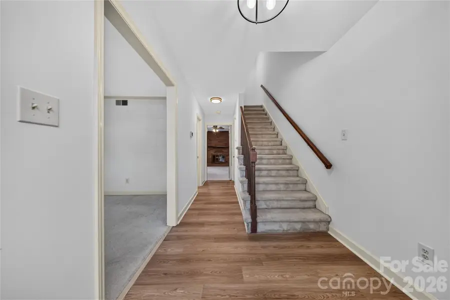 6869 Dumbarton Drive, Charlotte, NC 28210 - #3