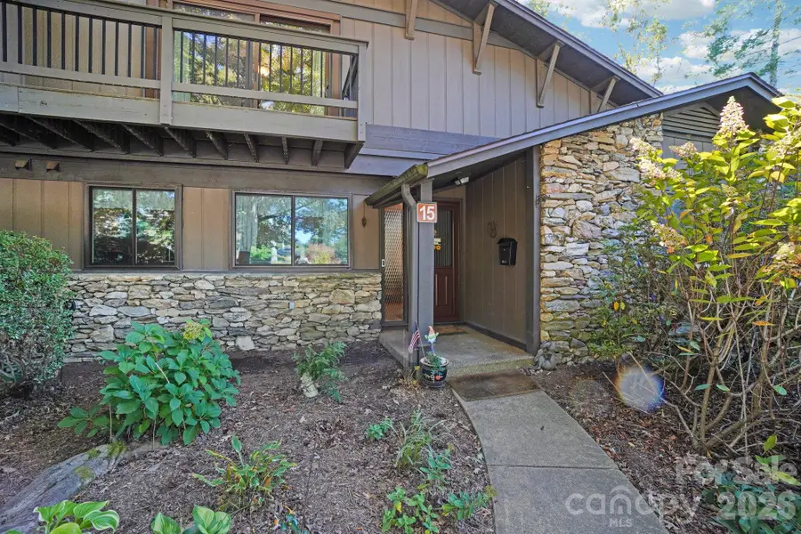 82 Laurelwood Circle W, Hendersonville, NC 28791 - #2