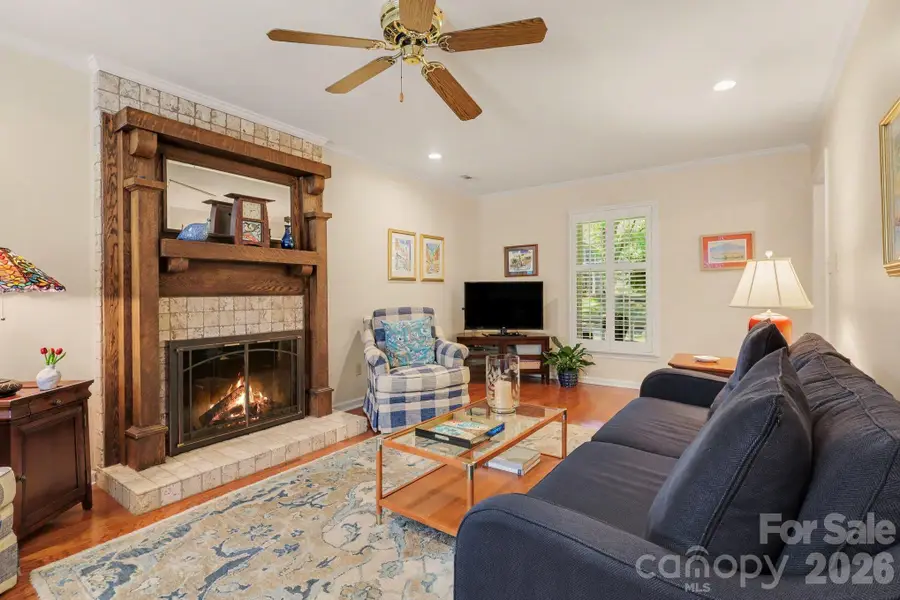 640 Heather Lane, Charlotte, NC 28209 - #3