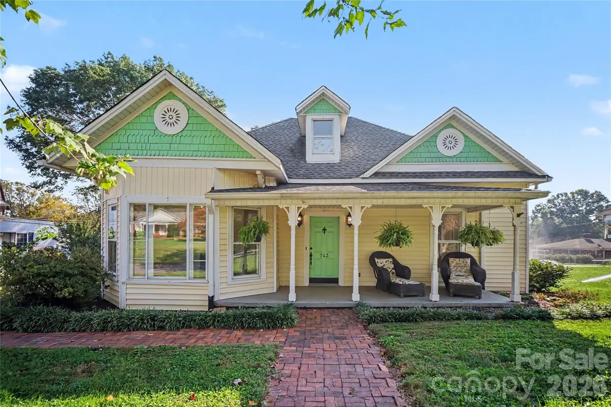 743 S College Avenue, Newton, NC 28658 - #1