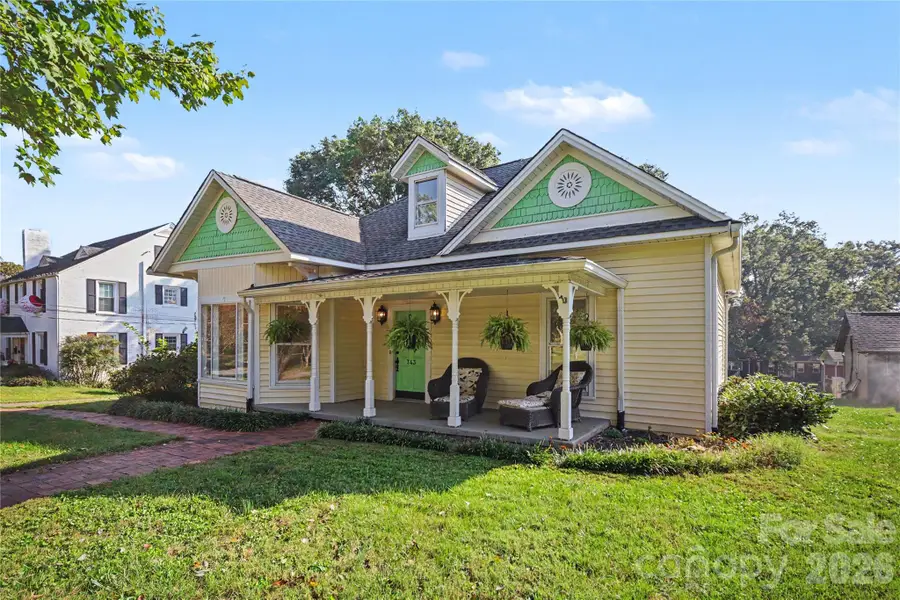 743 S College Avenue, Newton, NC 28658 - #2
