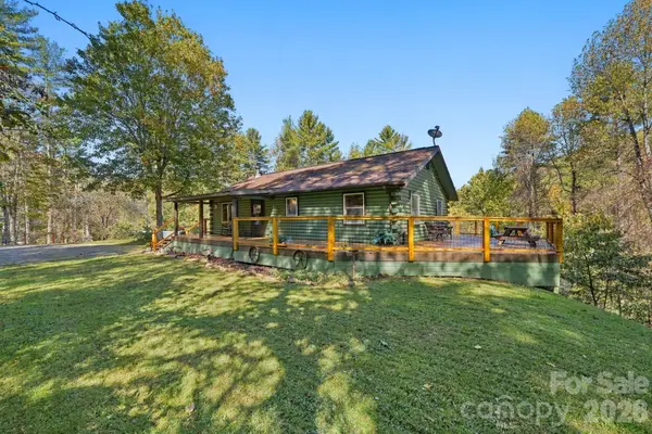37 White Pine Lane, Burnsville, NC 28714