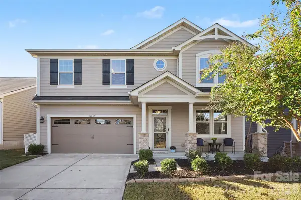 12632 Heath Grove Drive, Huntersville, NC 28078