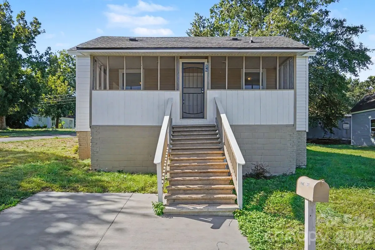 38 Pine Street, Great Falls, SC 29055 - #1
