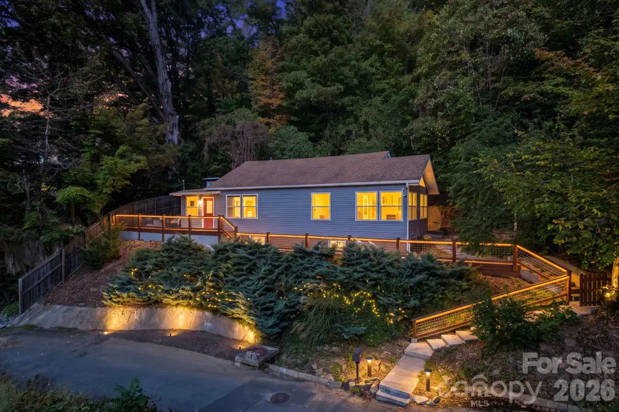 2 Skyview Place, Asheville, NC 28804 - #2