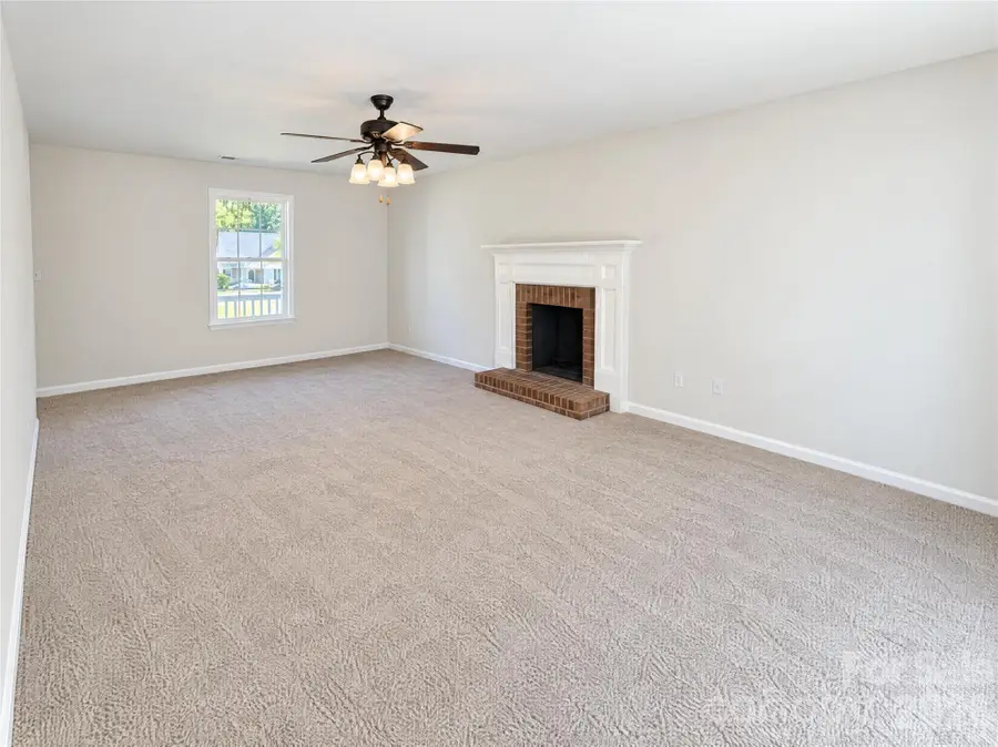 2424 Sloan Drive, Charlotte, NC 28208 - #3