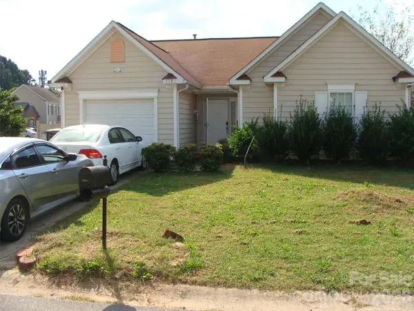 1726 Pamela Lorraine Drive, Charlotte, NC 28213