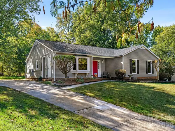 1100 Dark Wood Court, Matthews, NC 28105