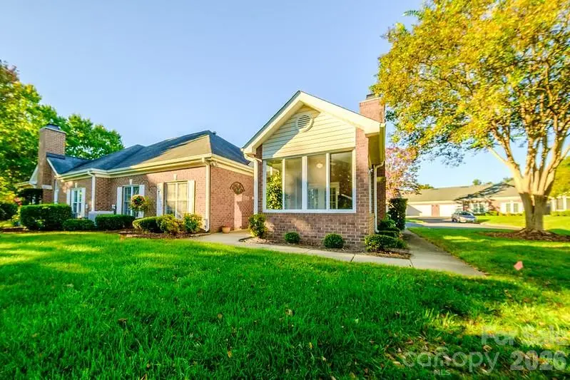 8562 Highland Glen Drive, Charlotte, NC 28269 - #2
