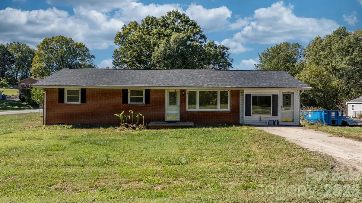 2509 29th Street Ne, Hickory, NC 28601 - #1