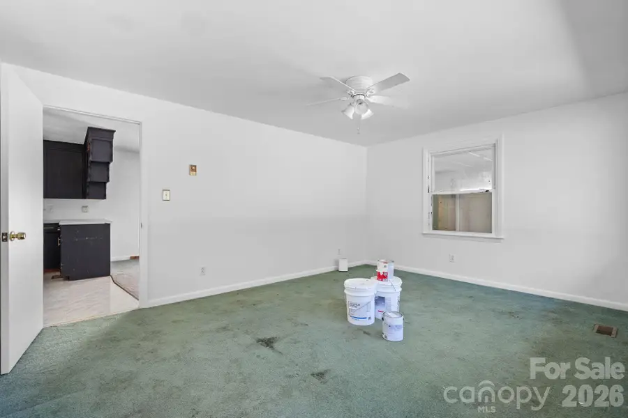 2509 29th Street Ne, Hickory, NC 28601 - #2
