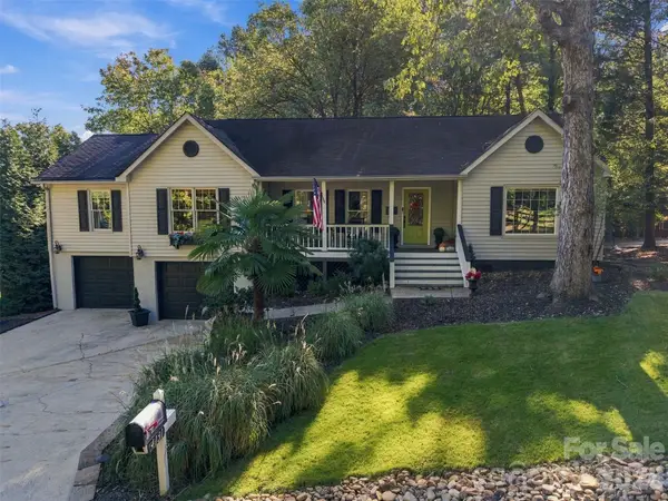 4131 Koala Circle, Tega Cay, SC 29708
