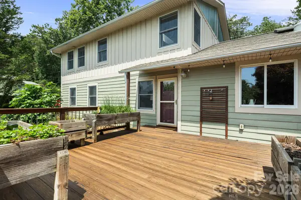 414 Old Haw Creek Road, Asheville, NC 28805