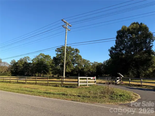 140 Ribbon Circle, Lincolnton, NC 28092