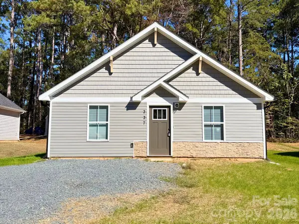 215 Casedy Drive, Winston Salem, NC 27107