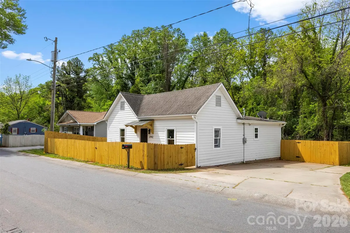2942 Reid Avenue, Charlotte, NC 28208 - #1