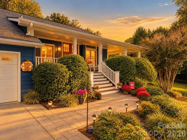 180 Paw Paw Cove, Sylva, NC 28779