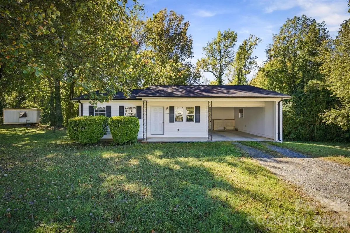 2476 Watts Street, Morganton, NC 28655 - #1