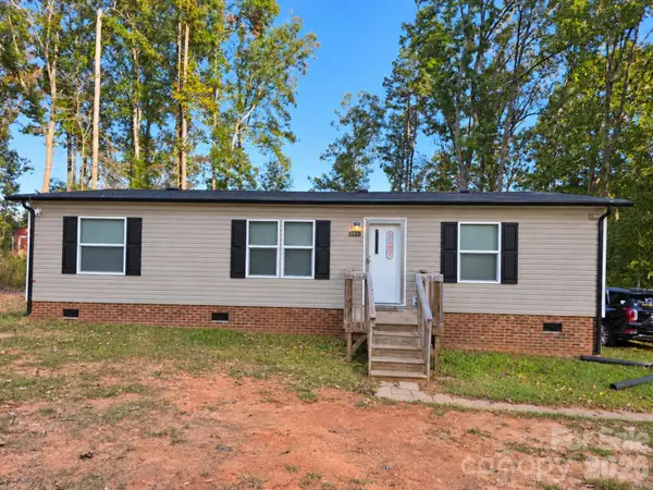 3080 Medicine Bow None, Claremont, NC 28610