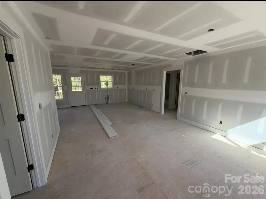 963 Greensboro Extension, Lexington, NC 27292 - #2