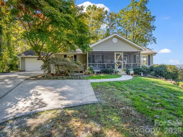 178 Hilltop View Drive, Fletcher, NC 28732