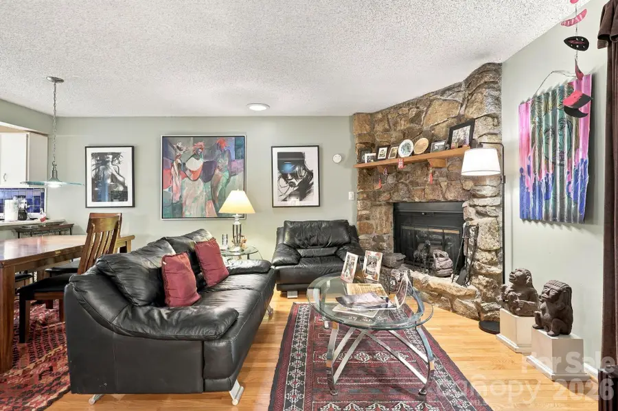 39 Wildwood Avenue, Asheville, NC 28804 - #3