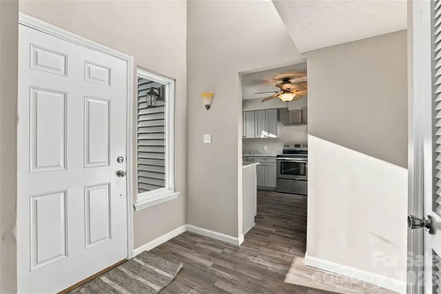 6610 Point Comfort Lane, Charlotte, NC 28226 - #2
