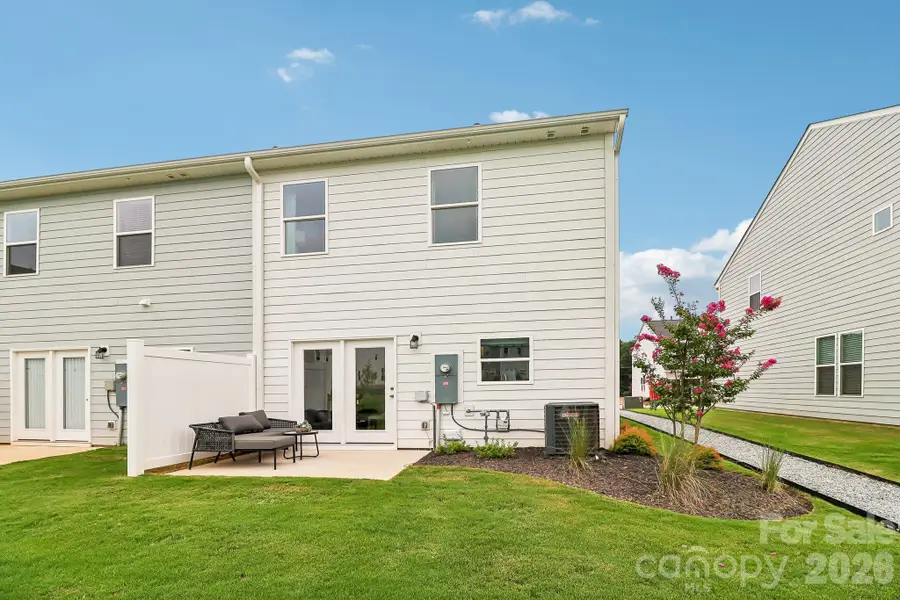 511 Barkdust Lane, Charlotte, NC 28216 - #2