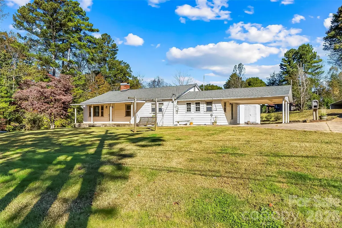 6423 Us 70 Highway E, Nebo, NC 28761 - #1