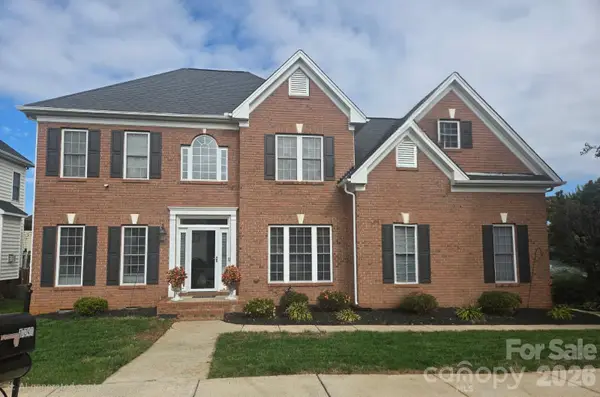 17341 Knoxwood Drive, Huntersville, NC 28078