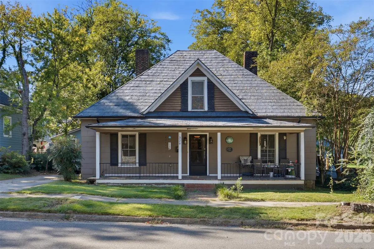 328 S Race Street, Statesville, NC 28677 - #1
