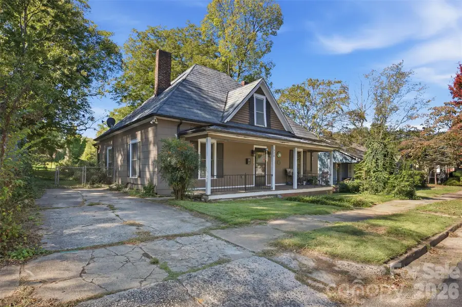 328 S Race Street, Statesville, NC 28677 - #2